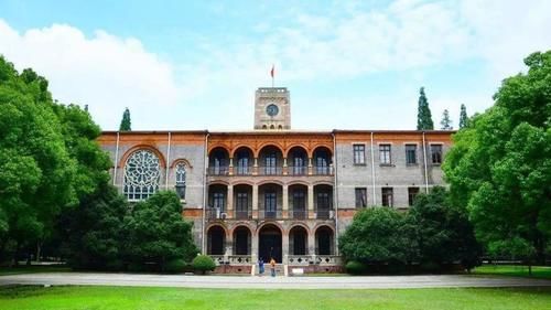 国内这四所大学发展势头迅猛，国内知名度攀升，21届考生值得关注