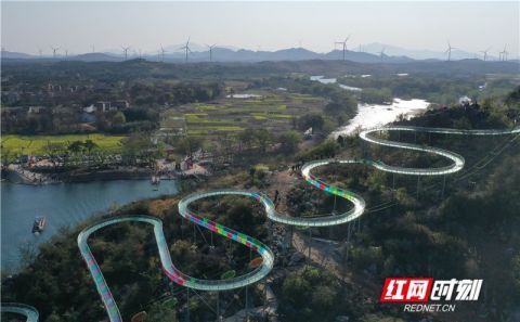 中年|湖南道县：亲近自然 乐享假日