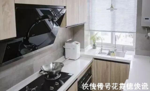 全屋|老公坚持主卧不装“衣柜”,邻居不理解,完工后悔没效仿,晒晒!