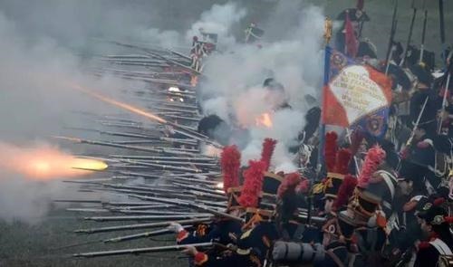 麻痹|示之以弱,麻痹敌军,寻机赢取战争,尽显拿破仑作战指挥艺术