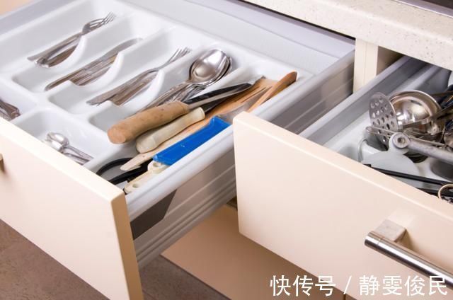 点心眼|女儿身体发臭,亲妈都受不了,治疗时当场作呕,医生要看好孩子