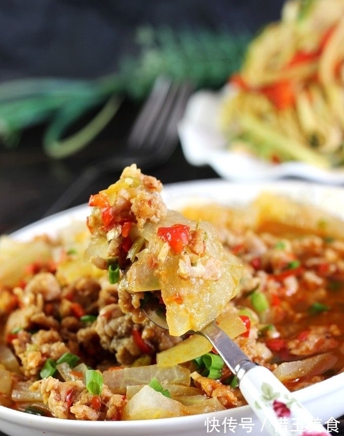 豆瓣酱|冬瓜吃了几十年，还是如此做最美味，切一切，蒸一蒸，最适合夏天