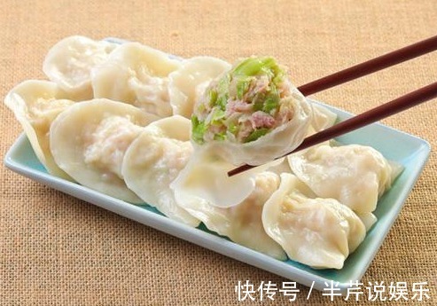 拌饺子馅的时候,要不要加水许多人都做错了,怪不得饺子难吃