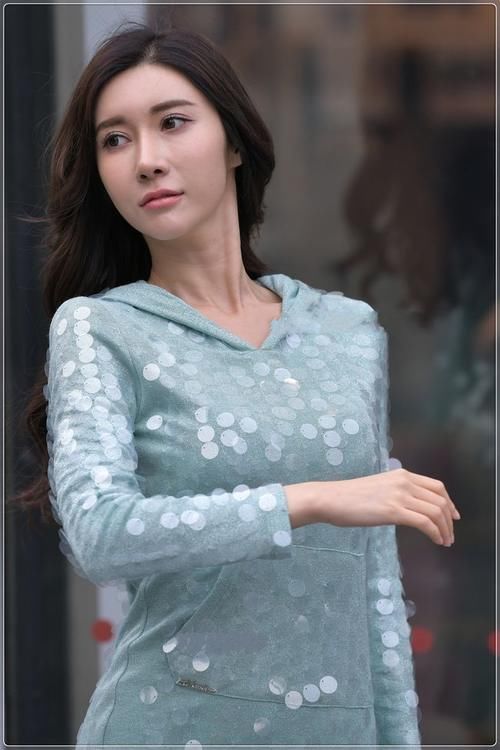 气质 淡青色亮片裙,时尚优雅,尽显成熟女人气质!