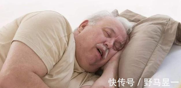 人生命|睡觉时什么睡姿比较好?喜欢这样睡的人,往往更容易长寿