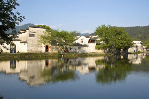 独特的山水美景，巧妙的村落布局，画里的乡村风光，完美的徽派民居