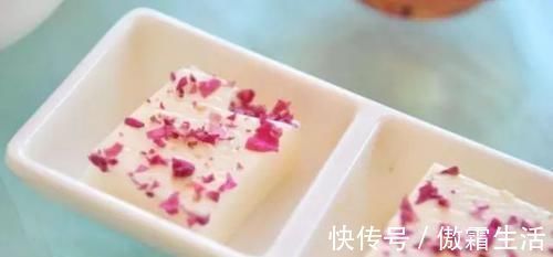 牛奶只会傻傻直接喝？学会这1招，不烤不蒸，做出孩子爱吃的甜品