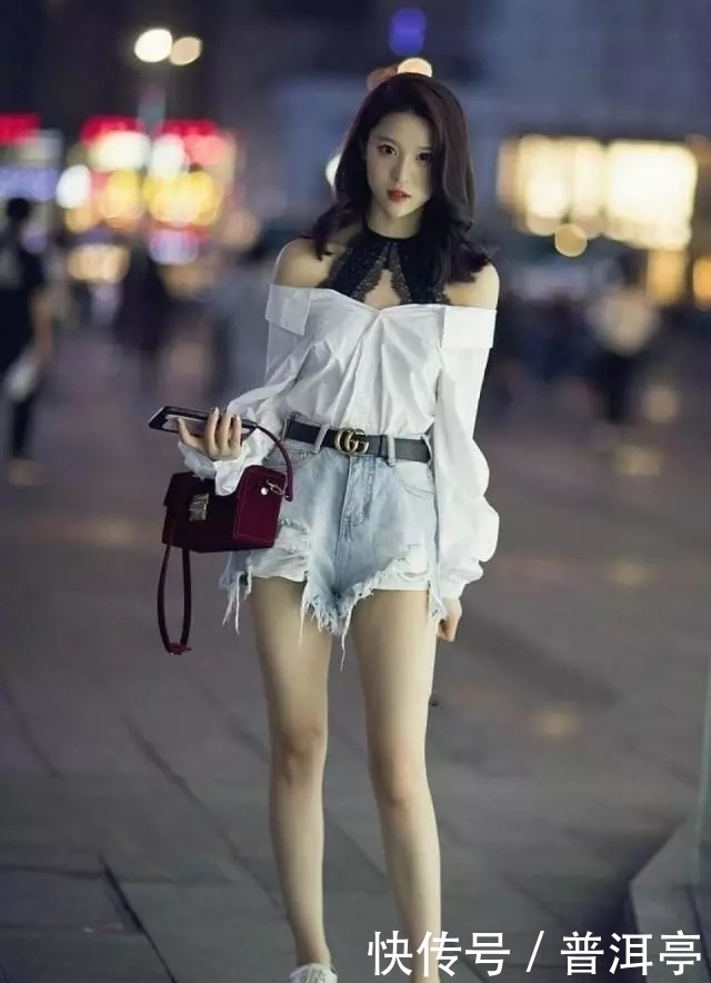 街拍 图3小姐姐抹胸超短裙,长发披肩婉如美丽性感的公主