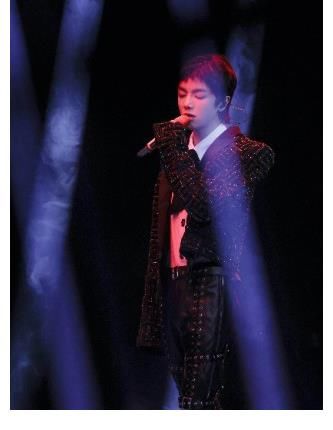 雙十一狂歡夜歌王華晨宇帶著《新世界》來了，用實力詮釋頂級唱功