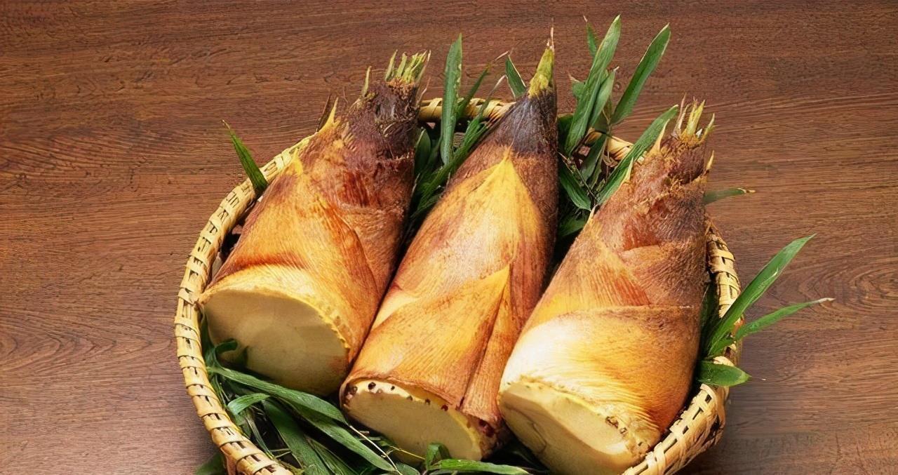 聪明的人爱吃3种食物,排毒养颜、改善体质,谁吃谁受益!