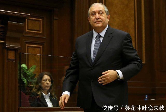 战败|割地求和之后，国家可能爆发内战，总统呼吁：国民团结起来