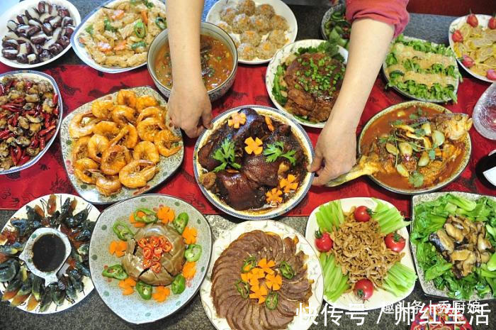厨娘|年夜饭必备的美食,是主食也是菜,简单一蒸就好,寓意:幸福团圆