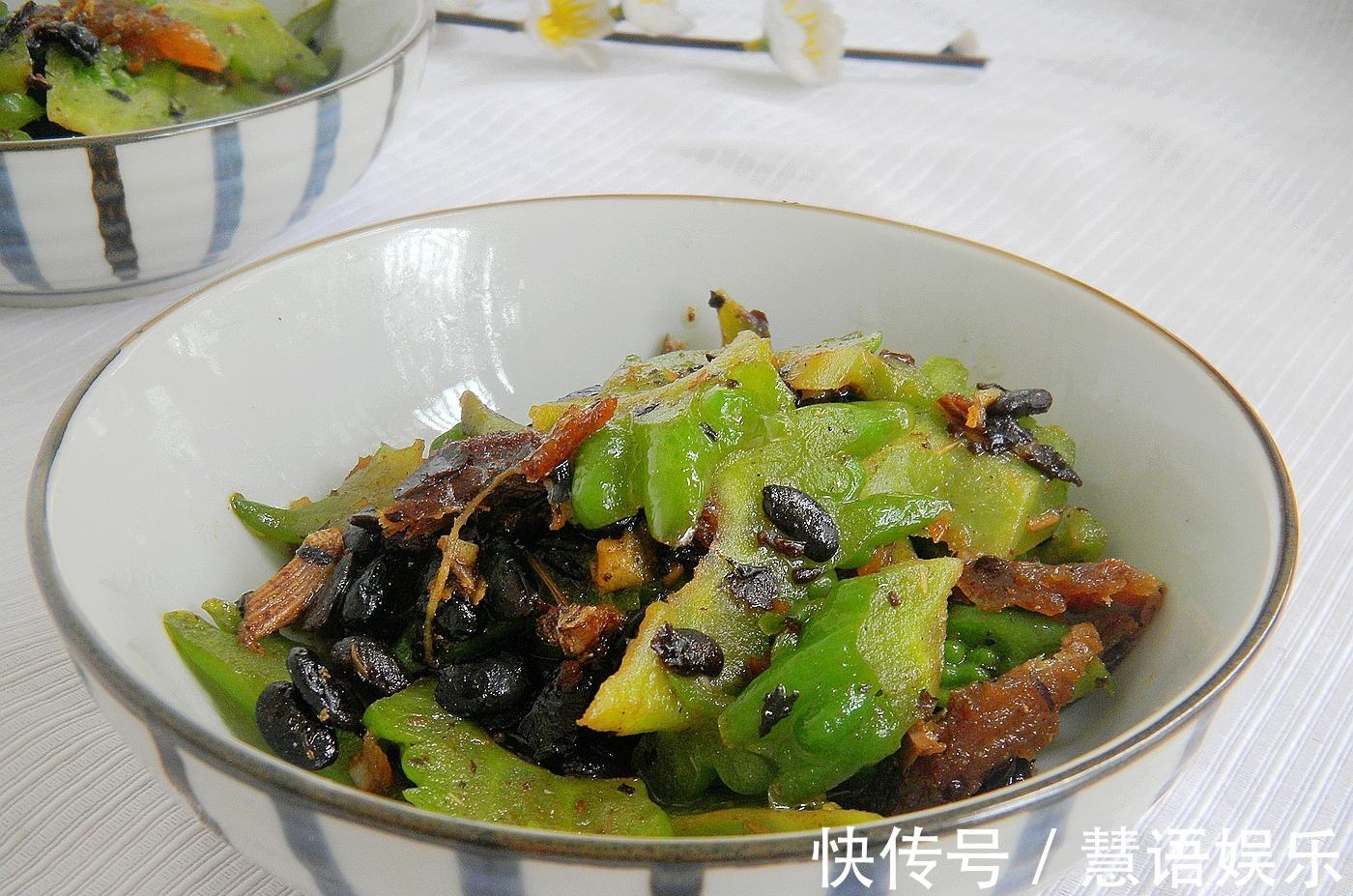 降血糖|此菜糖尿病人要多吃,被称为植物胰岛素,解毒降血糖,现在吃不晚