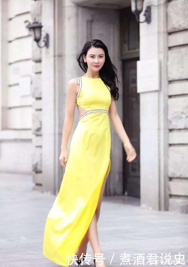 针织衫|连衣裙的时尚穿搭,淑女风中又增添几分小性感,颜色高级