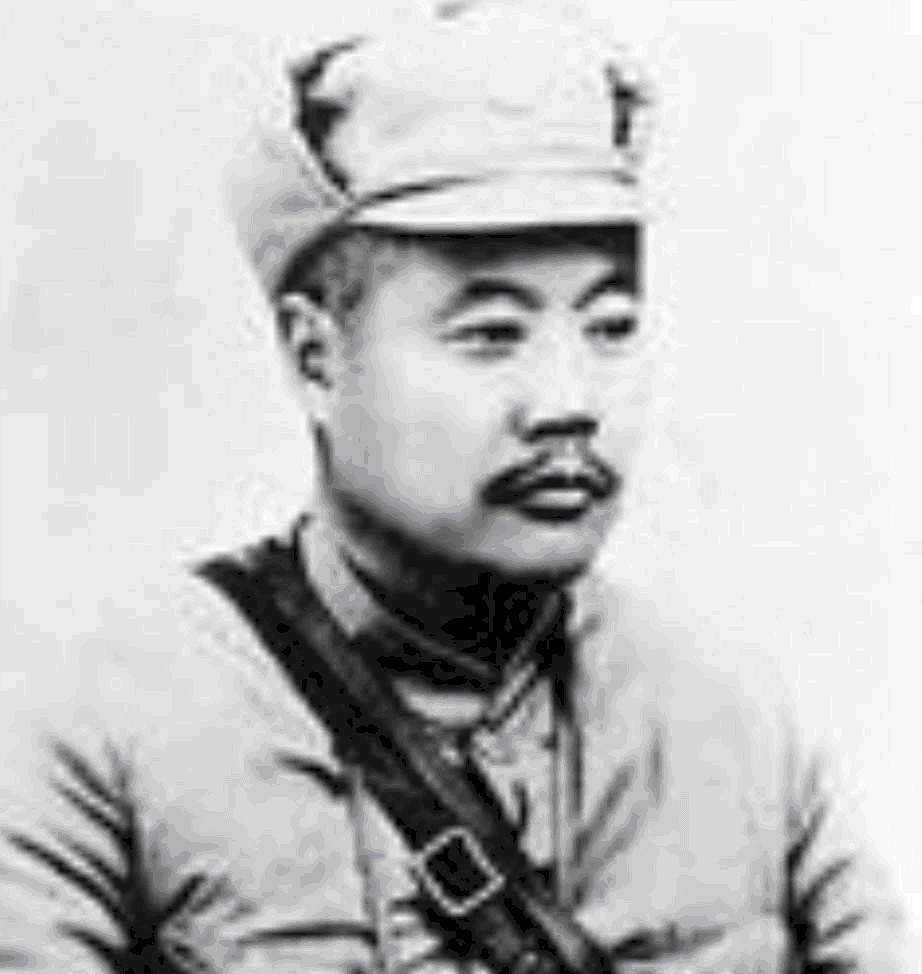 班长|500大刀队勇士出发前，班长突然跪在了军长宋哲元面前