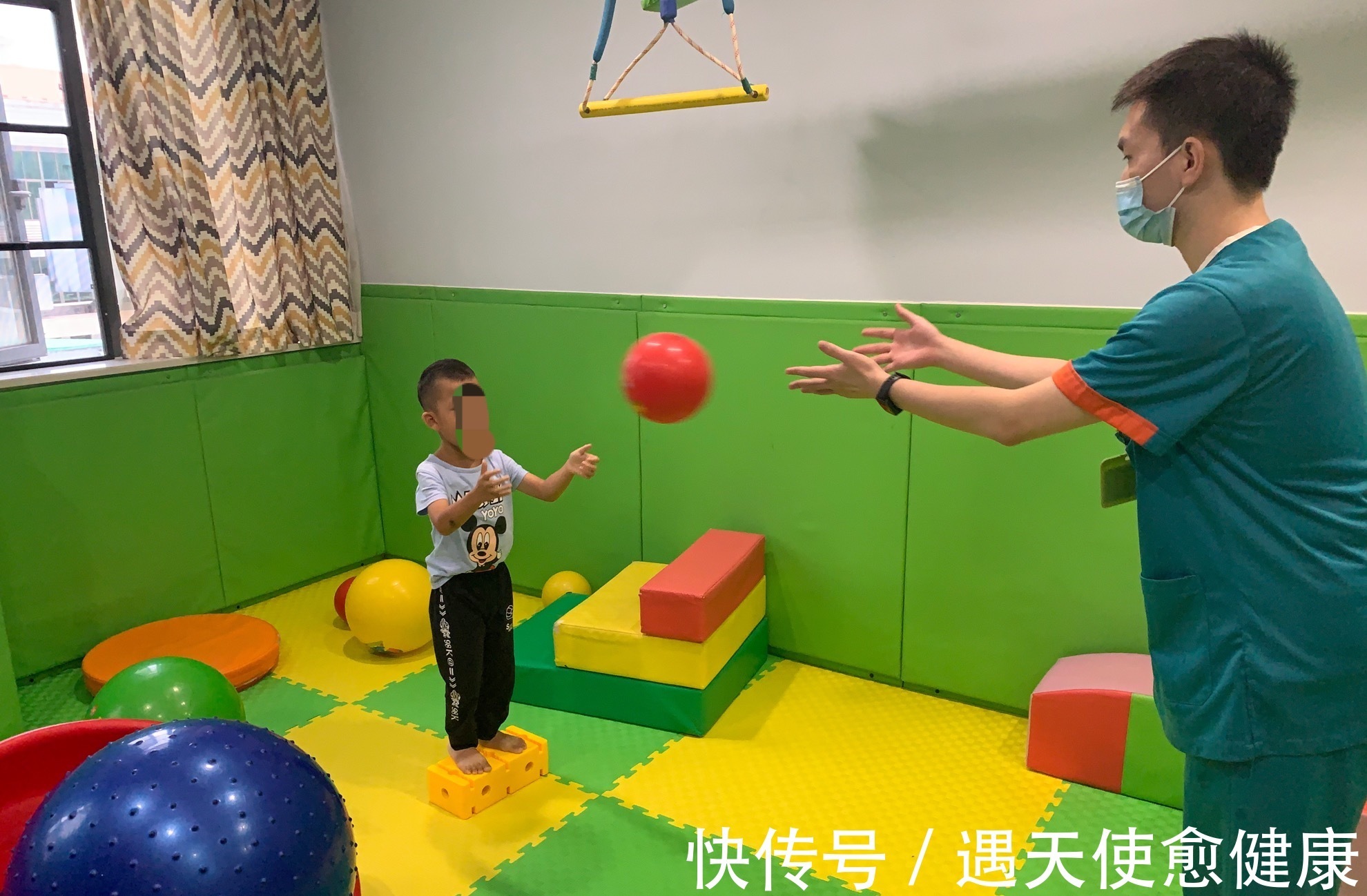 家长|自闭症孩子的一天中,家长如何安排好家庭干预,请看这篇文章!