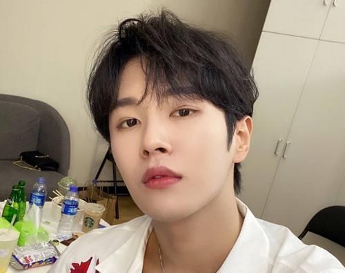 悬殊 C位出道票数悬殊有多大希林25亿,看到李汶翰开玩笑呢