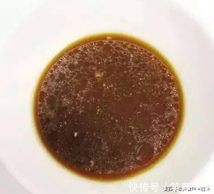 鸡蛋别再炒着吃了!大厨教你新吃法,8分钟搞定,营养美味吃着香