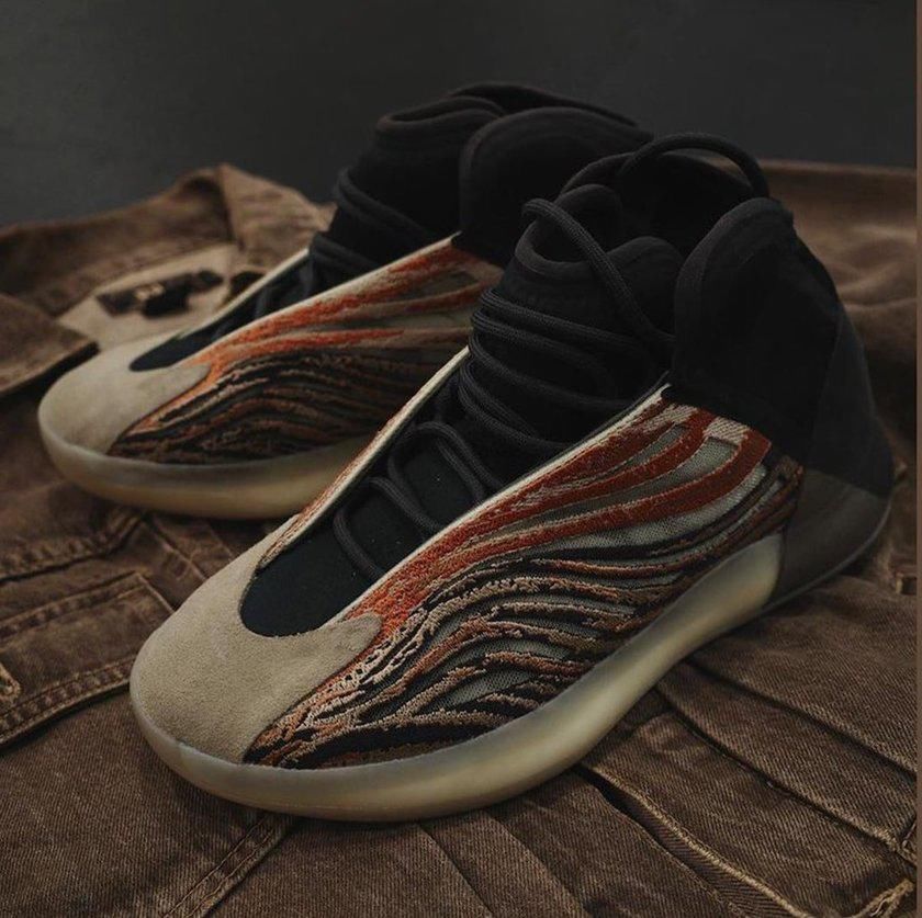 复古咖啡色风格，Yeezy篮球鞋全新配色首次曝光