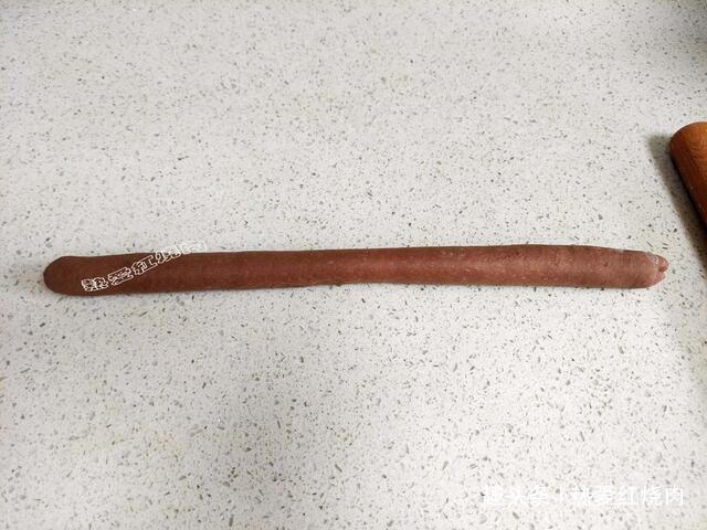 辫子面包容易断筋,自打用了这办法,每次做都成功而且拉丝效果好