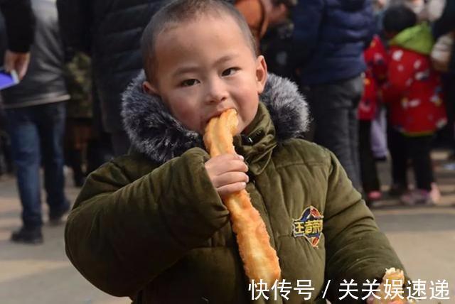 宝宝|家长“糊弄孩子式”早餐,不光吃了没营养,还影响身体健康