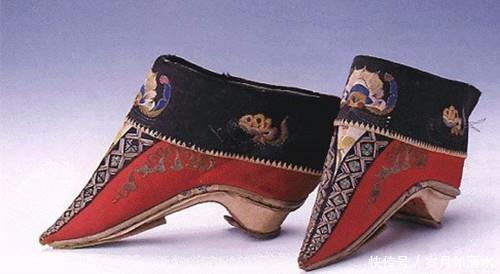 清政府|大清入关之后曾经颁布三道命令,有一条到清朝灭亡后还没实行!