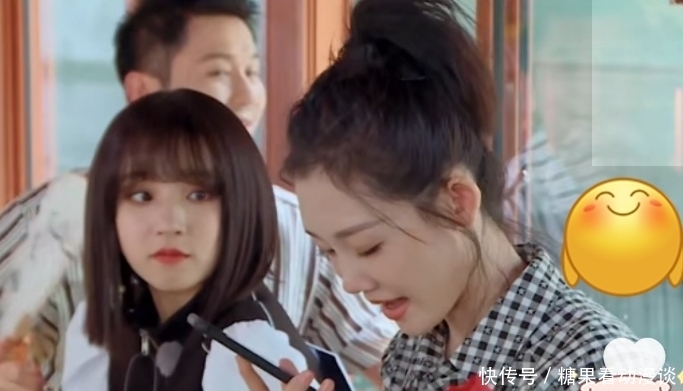 三口之家 大型“虐狗”现场,苗苗自曝7年前就看上郑恺,如今心愿是生二胎