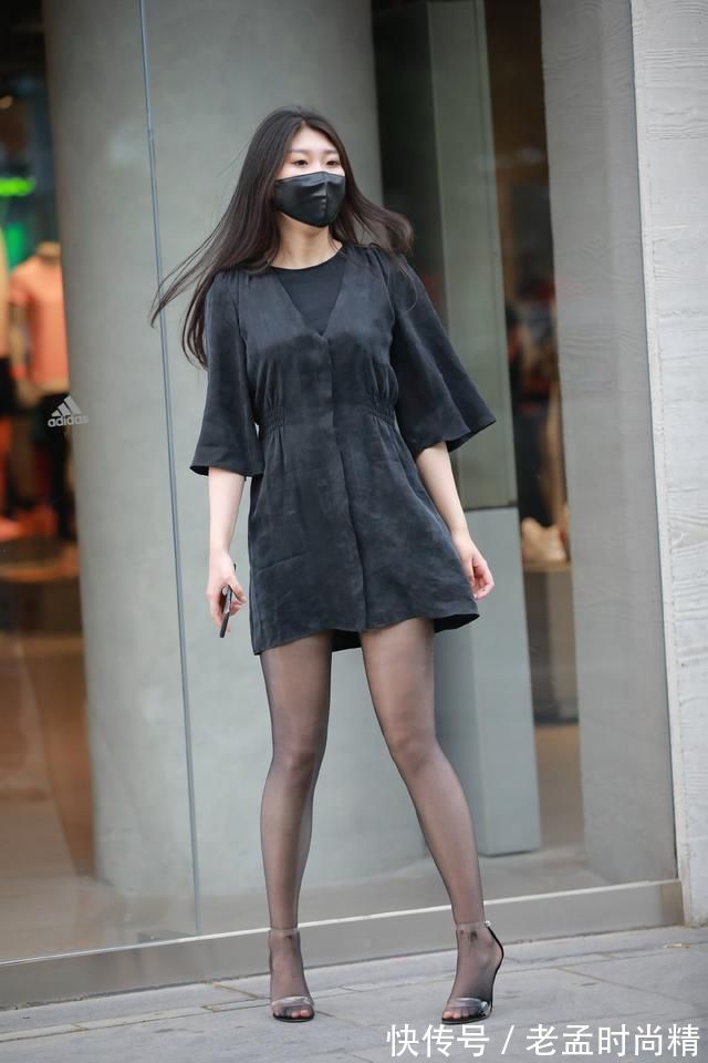 尼龙|万人迷的“黑丝袜”,少女穿搭,更有韵味