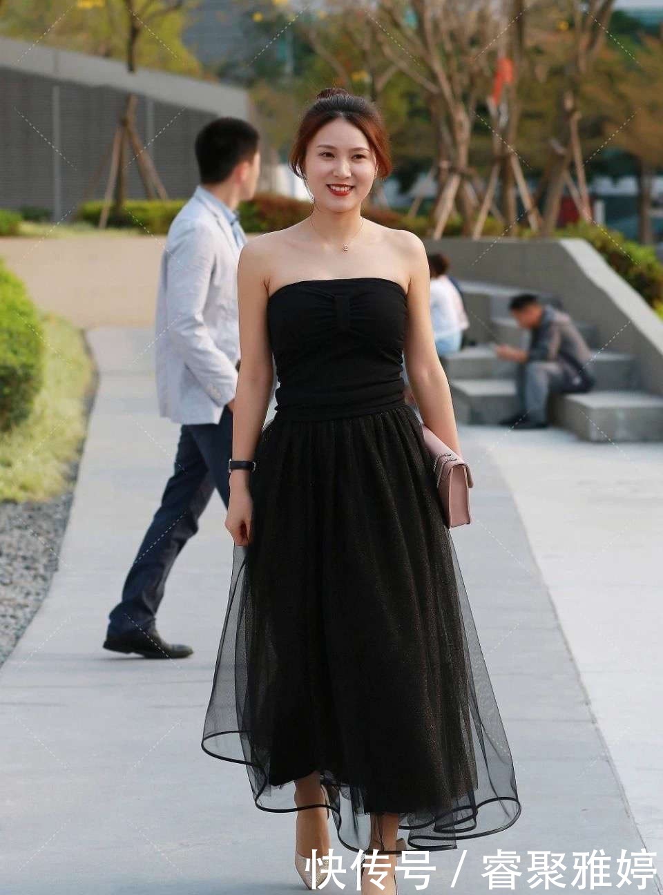 仙气|气质型美女,穿搭黑色网纱裙,仙气十足,美丽优雅