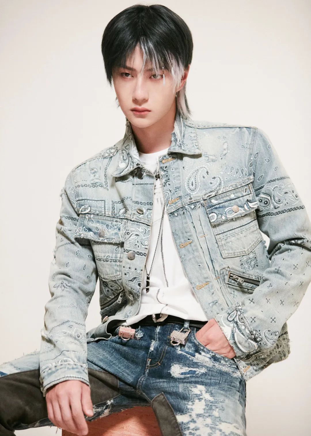 张艺兴|独家！全网都在问，王一博《这街4》的报童帽原来是这顶？