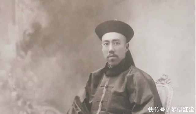 乡绅!范进中举发疯,三年后又中进士,知道他官职有多高,就笑不出来了!