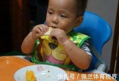 睡眠质量|儿科医生：孩子睡前，一定不能吃这5种食物，容易积食影响长个