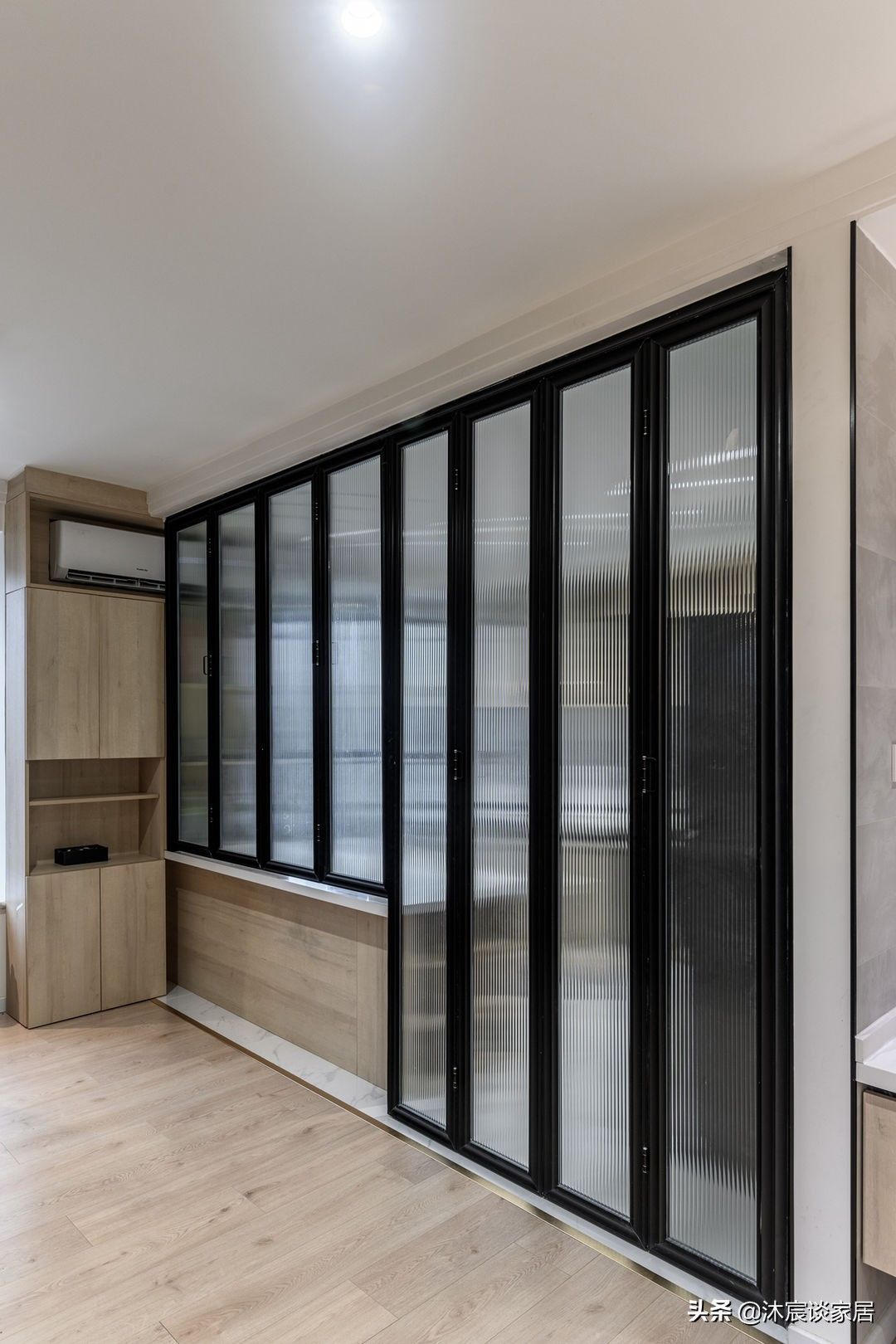沐宸|奇妙的折叠门,用在家里这么实用,她家这样装修,敞亮通透又大气
