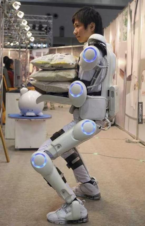 非侵入性|岛国脑洞大开系列,「非侵入性」整形面具了解一下……