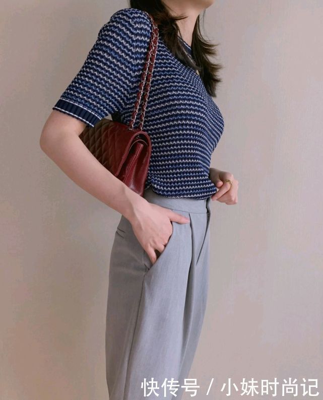 小脚裤|穿对裤子很重要,穿上合适的裤子,可以把腿型修饰得更加完美