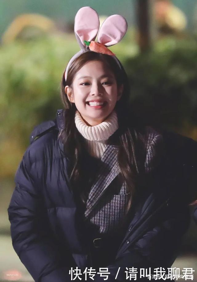 冬天|卫衣+羽绒服,卫衣+大衣,冬天这么穿太好看了