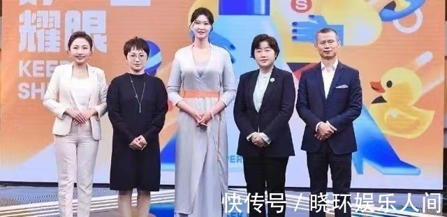 杨臻博|惠若琪产后首次现身!身材发福有些臃肿,穿平底鞋+长裙惊艳全场