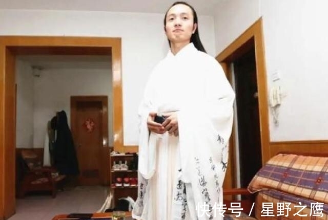 金少白|西安90后金少白，长发及腰，汉服加身10年，无视一路非议与嘲讽