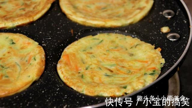 吃早餐换个新花样,1根胡萝卜1根黄瓜,轻松做早餐饼,太好吃了
