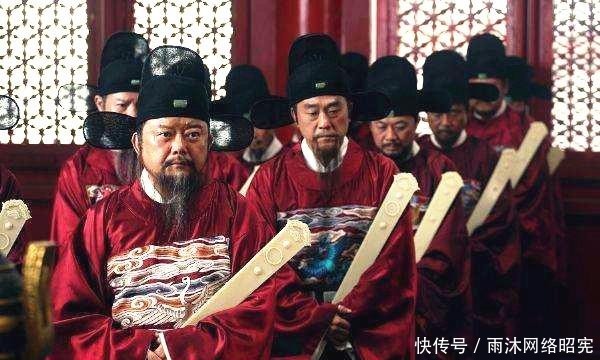 和尚|马皇后下葬时大雨倾盆，朱元璋怒言众人陪葬，和尚一席话救了大家