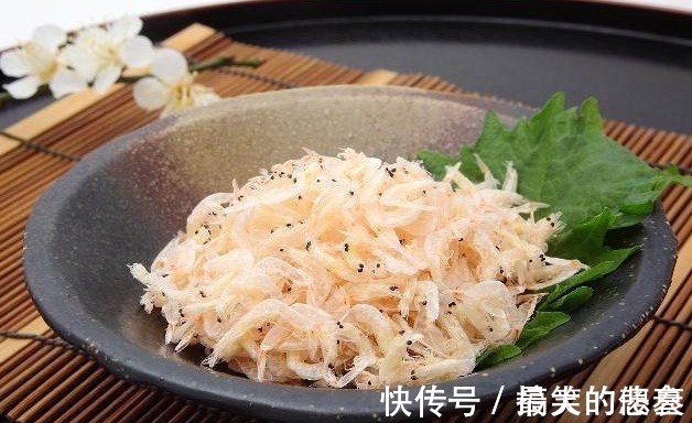 在职场|怀孕期间,孕妈晚饭尽量少吃4种食物,胎宝宝可能会感觉不舒服