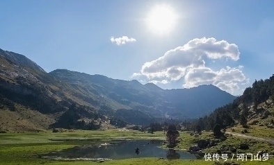 哲理诗@王安石的一首哲理诗,开篇就气势磅礴,全篇更令人耳目一新