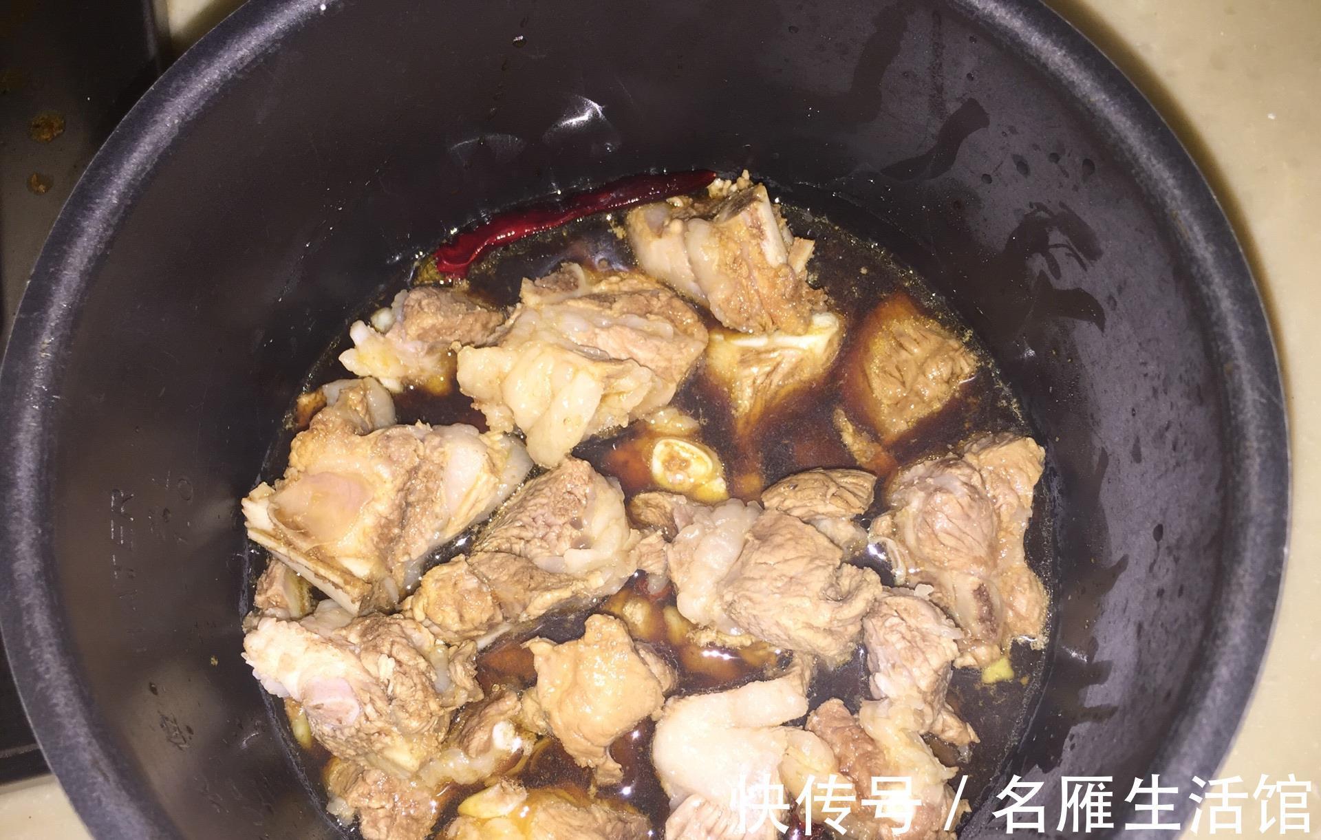 电饭锅|想把红烧排骨做得好,必须用此配方,掌握这4大窍门,保证能成功