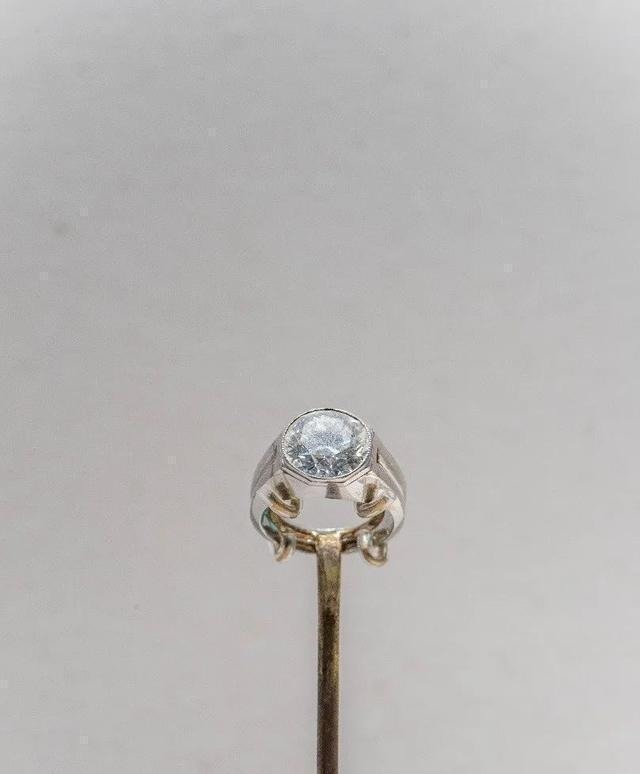 首饰 清朝的首饰比现代还时尚,鸽子蛋钻戒翡翠耳环样样有