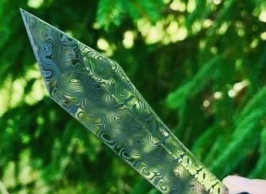 黑曜石&民间手工艺人做出的刀具,宛如武侠小说中的神兵利器,看着都想要