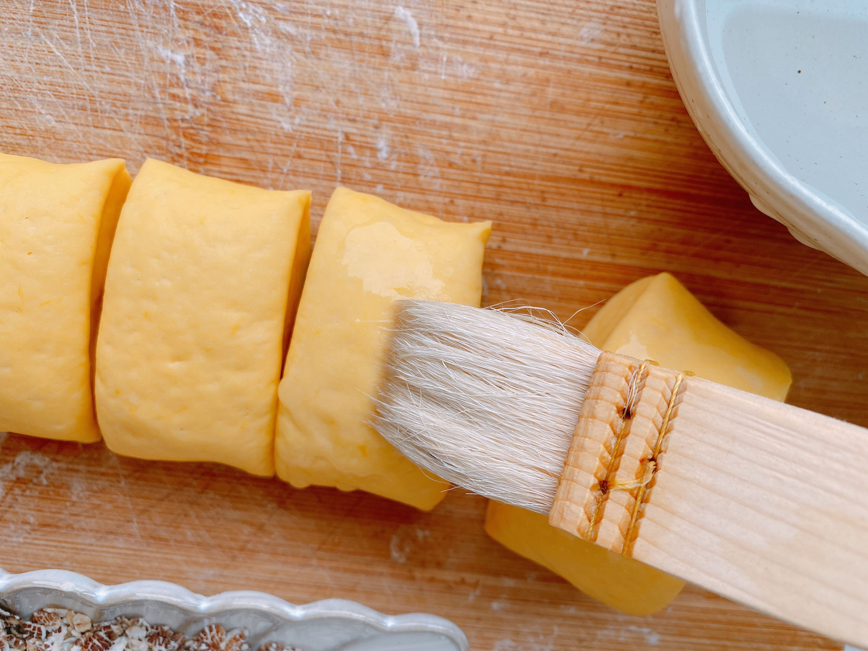 南瓜和燕麦搭配，无水无油好吃易消化，老少皆宜，减肥朋友的福音！