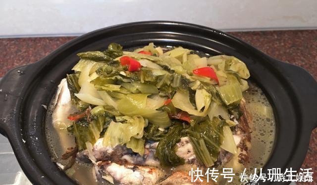 海鱼的100种吃法之一,炖鱼不放姜,无腥味,家人说锅太小不够吃!