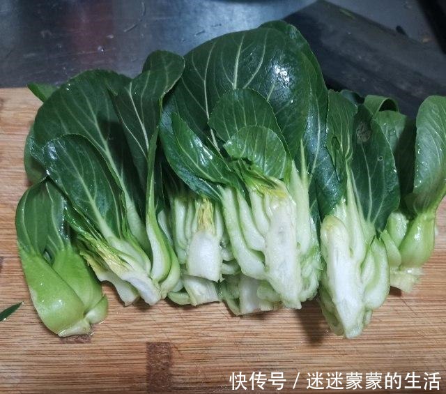 红烧狮子头，肉香四溢，美味下饭