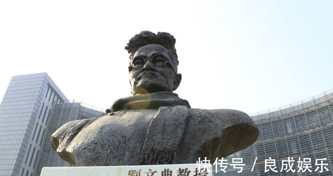 朱自清@中国第一狂人,敢打骂蒋介石,瞧不起沈从文闻一多