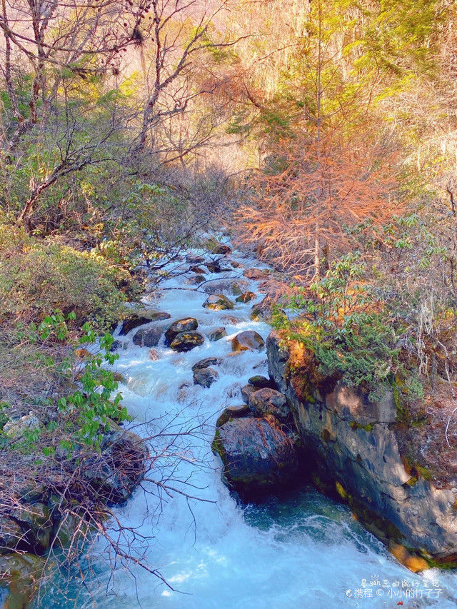 小众景点推荐?逆光之下行走在山水之间